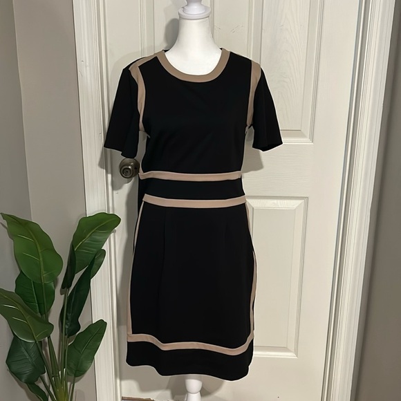 Miudol black and tan form fitting side zip midi size L - Picture 1 of 3